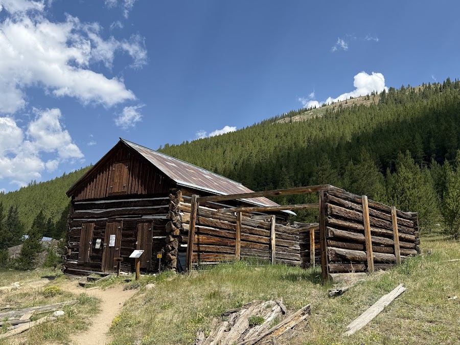 Independence Ghost Town