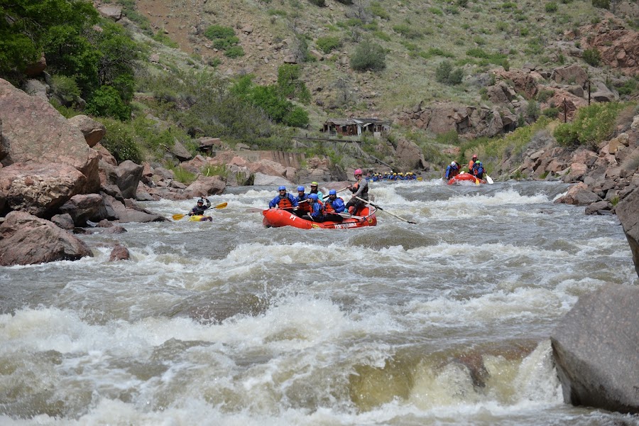 Performance Tours Rafting
