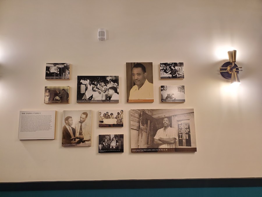 Dew Drop Inn Hotel & Lounge