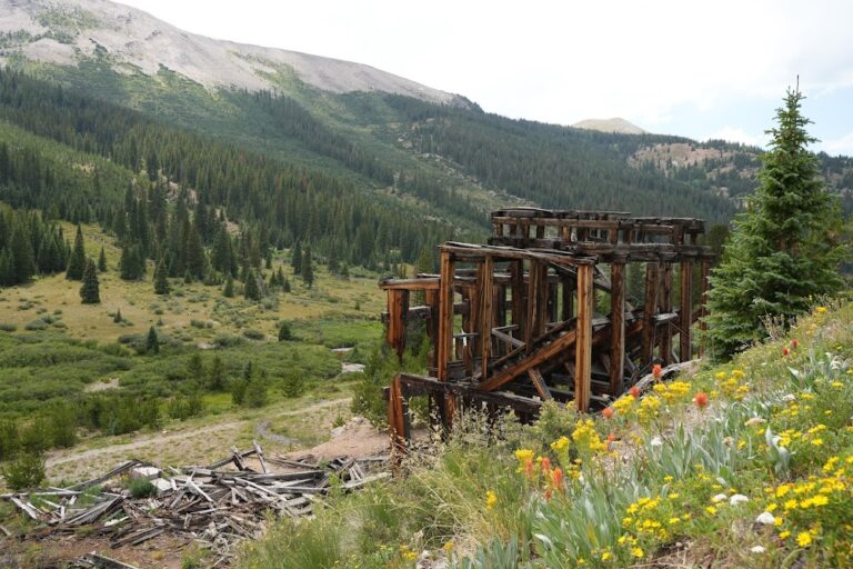 This Colorado Ghost Town High in the Rockies Was Abandoned Almost Overnight