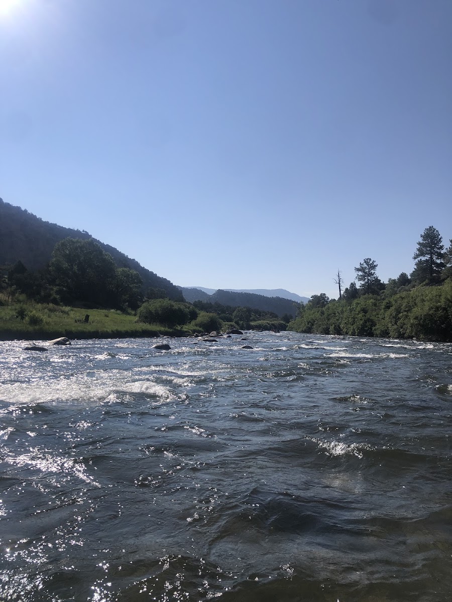 Monumental Expeditions Rafting