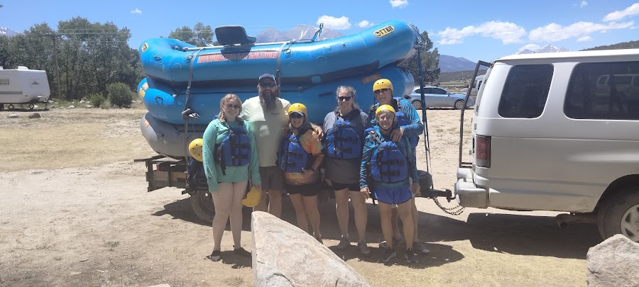 Monumental Expeditions Rafting