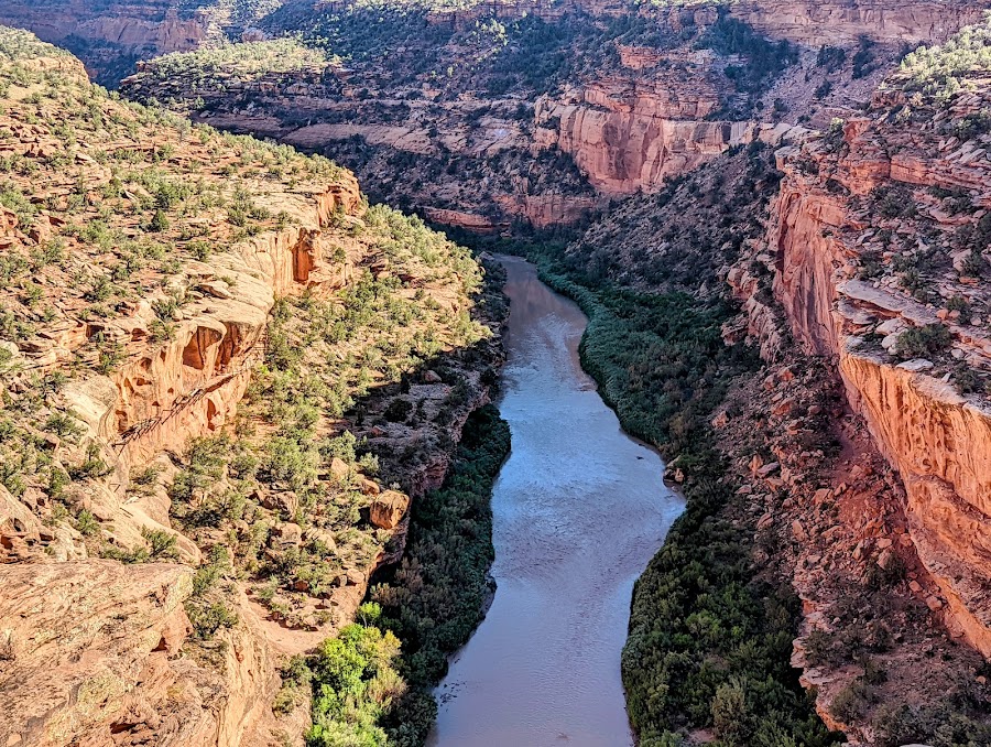 Hanging Flume Overlook