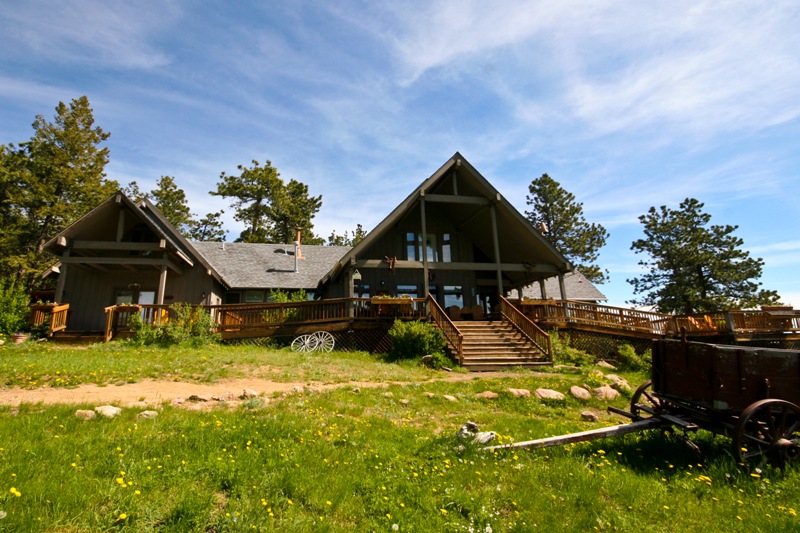 Sundance Trail Guest Ranch