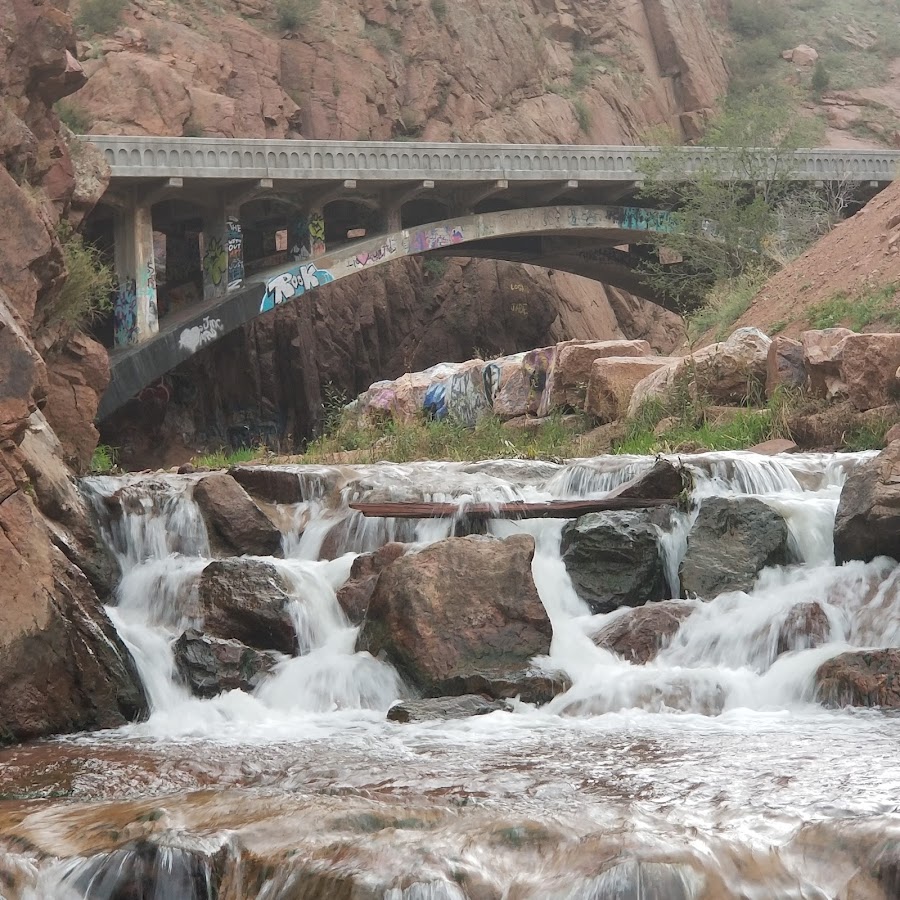Rainbow Falls Historic Site