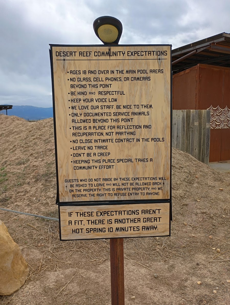 Desert Reef Hot Spring