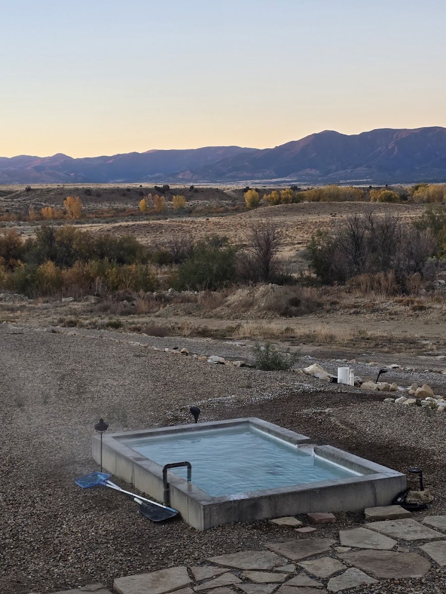 Desert Reef Hot Spring