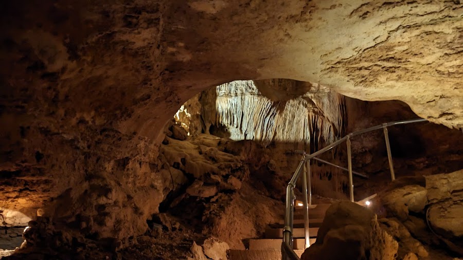 Cave of the Winds Mountain Park