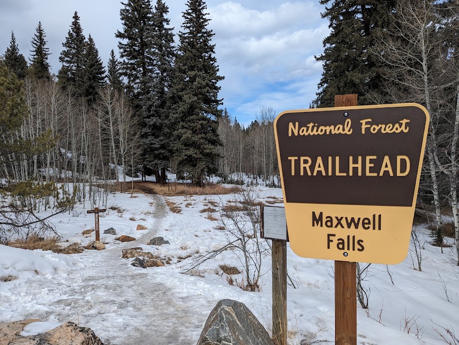 Maxwell Falls Trailhead