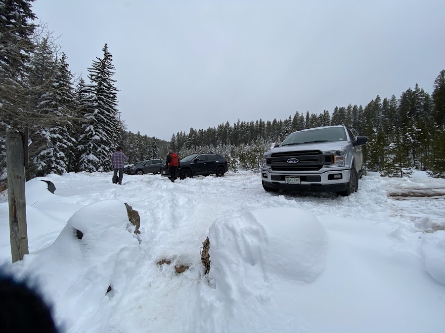 Maxwell Falls Trailhead