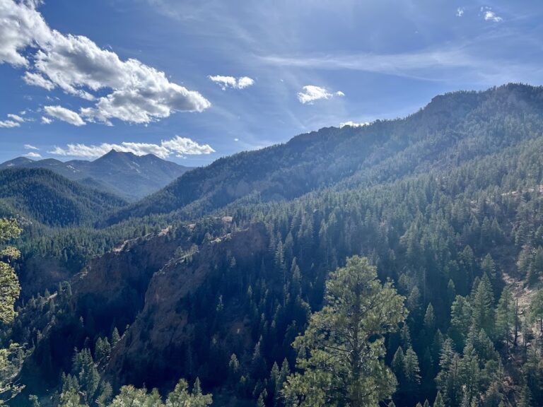 This Colorado Hike Rewards You With a Rock Scramble to an Unforgettable Summit View