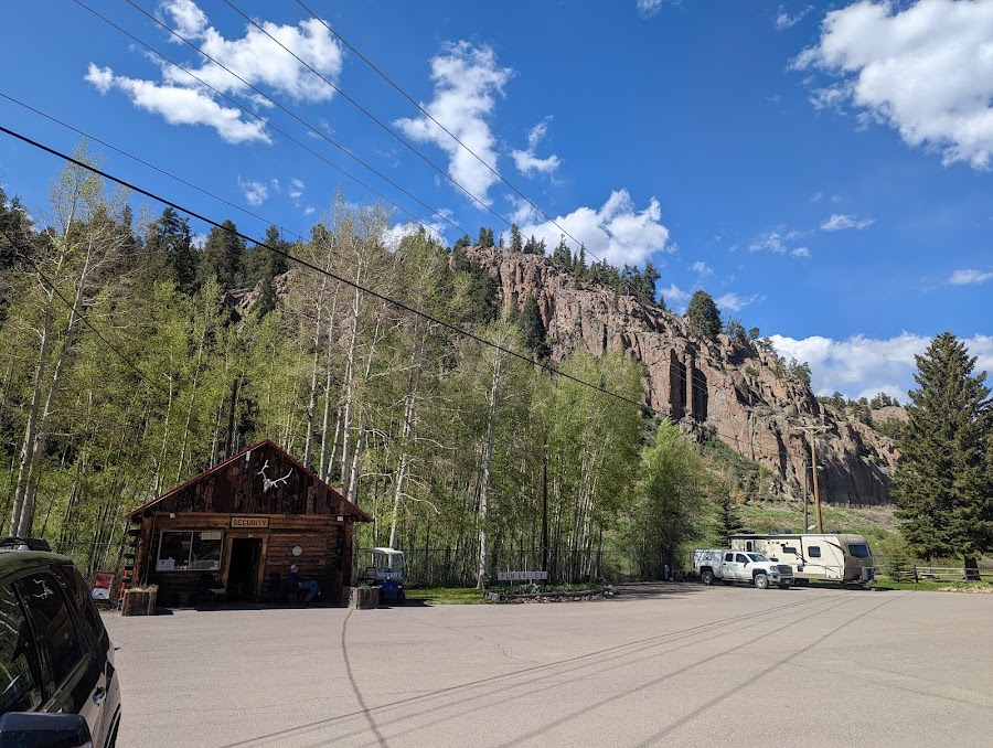 FUN VALLEY FAMILY RESORT