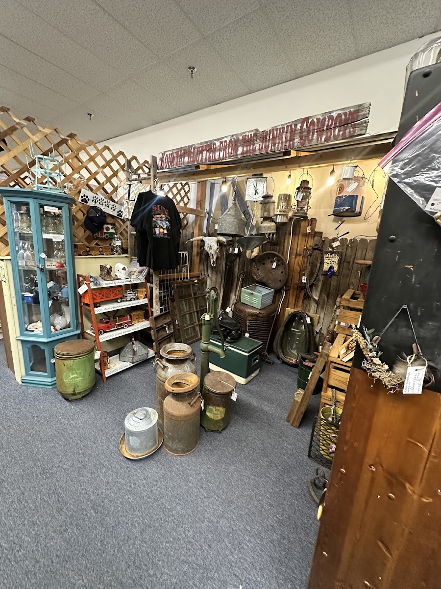 Old Wagon Antique Mall