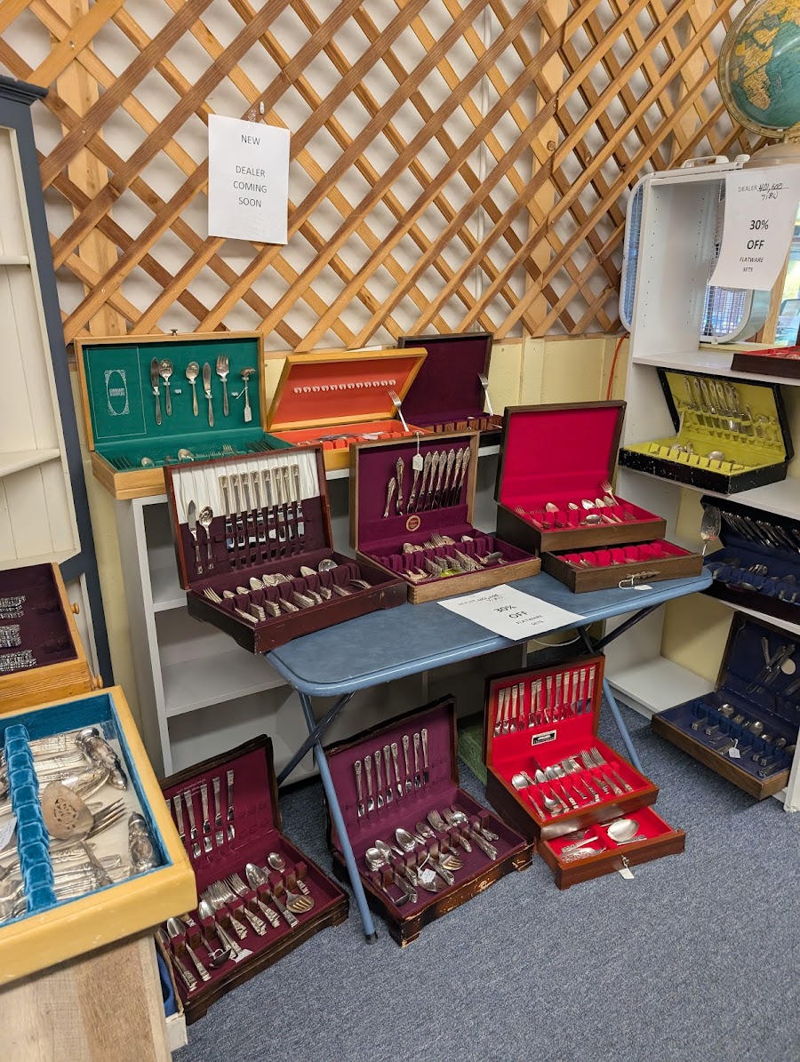 Old Wagon Antique Mall