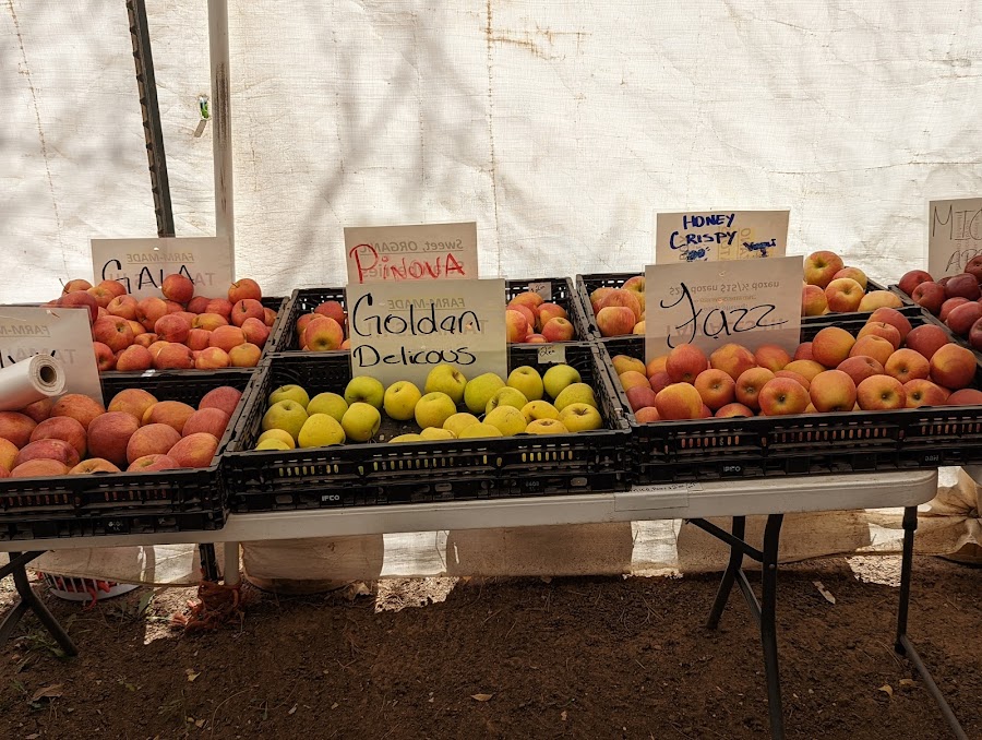 FarmStand at Grant Farms