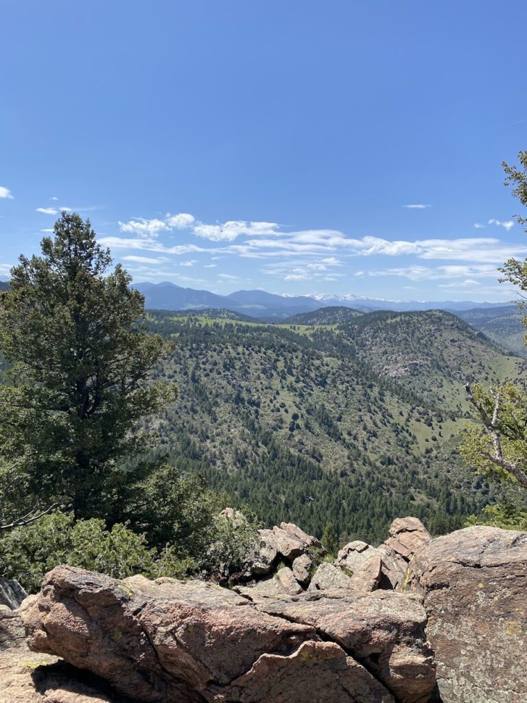 This Short Colorado Hike Leads to a View So Stunning It Feels Like a Dream