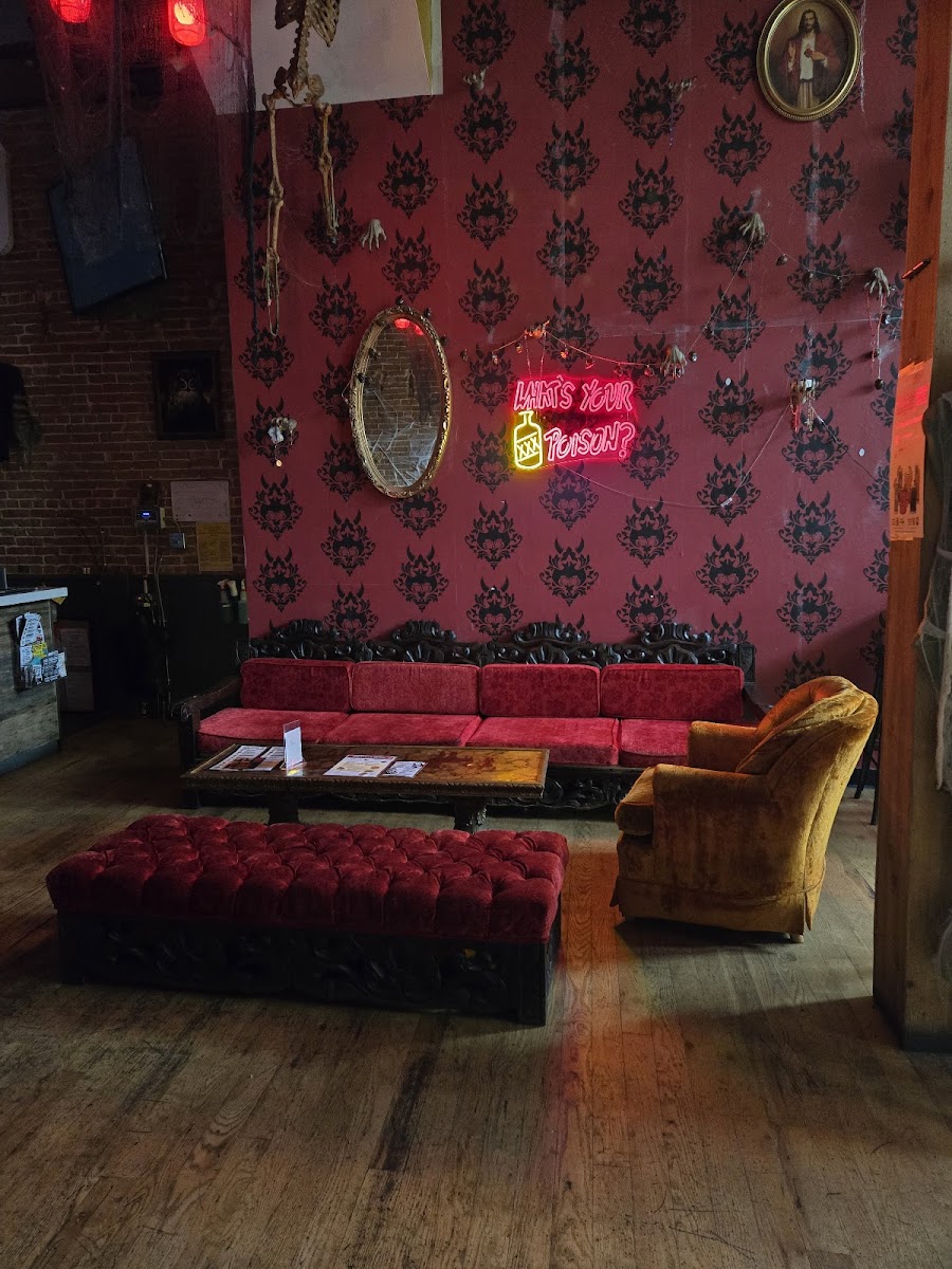 Honor Farm, Haunted Spirit House